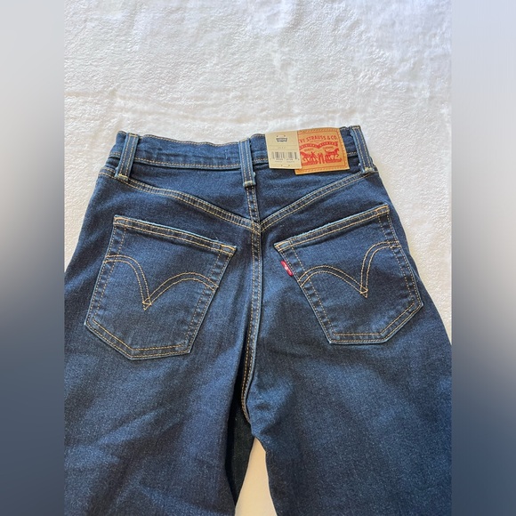 Rib cage straight ankle Levi’s jeans - Picture 3 of 5